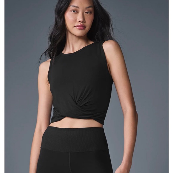 ALO Yoga Tops - Alo yoga cover tank black SMALL